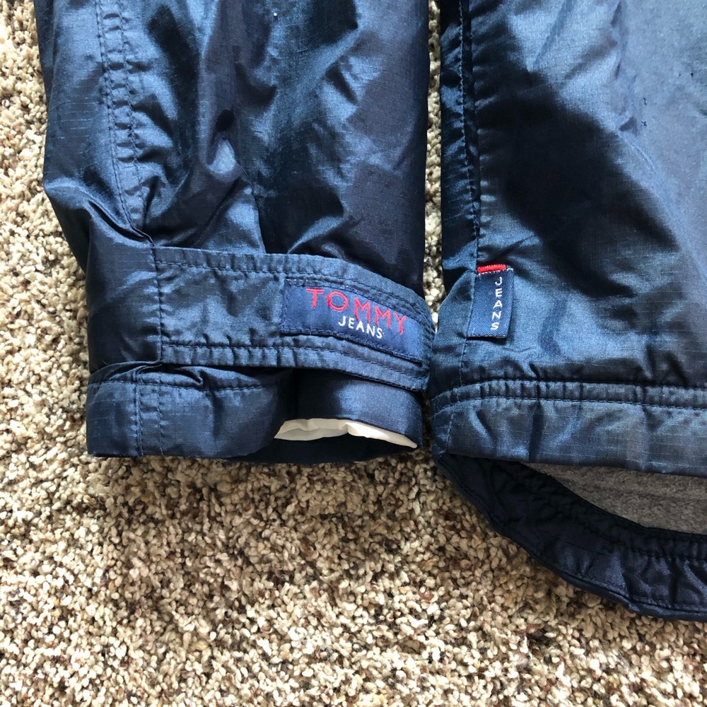 Vintage Tommy Hilfiger Reflective Lined Jacket - Picture 2 of 8